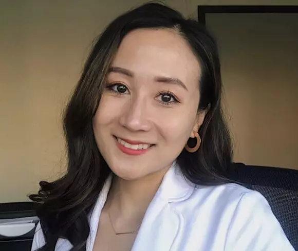 Dr Jenny Liu